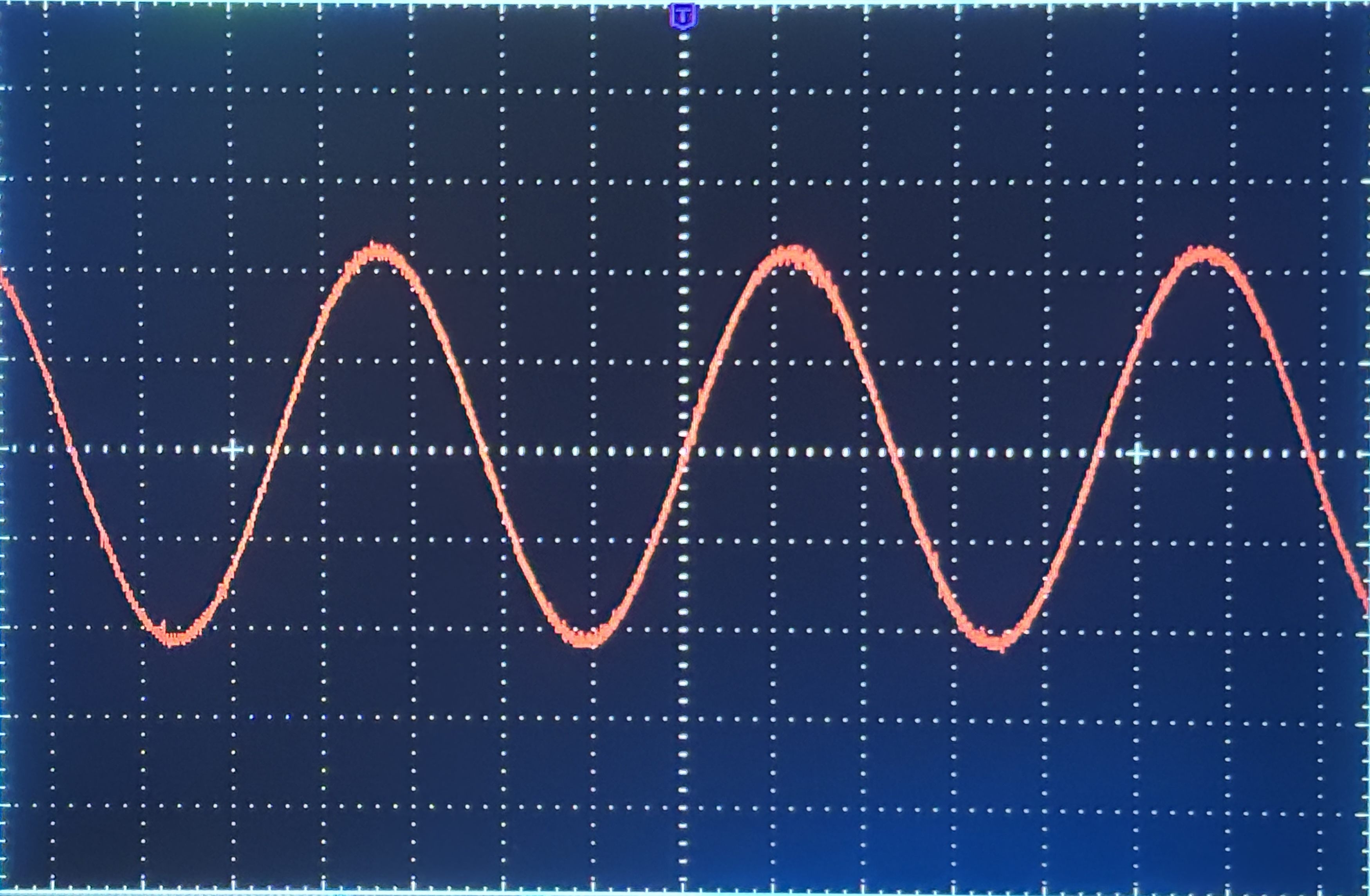 Oscilloscope showing the selected tone