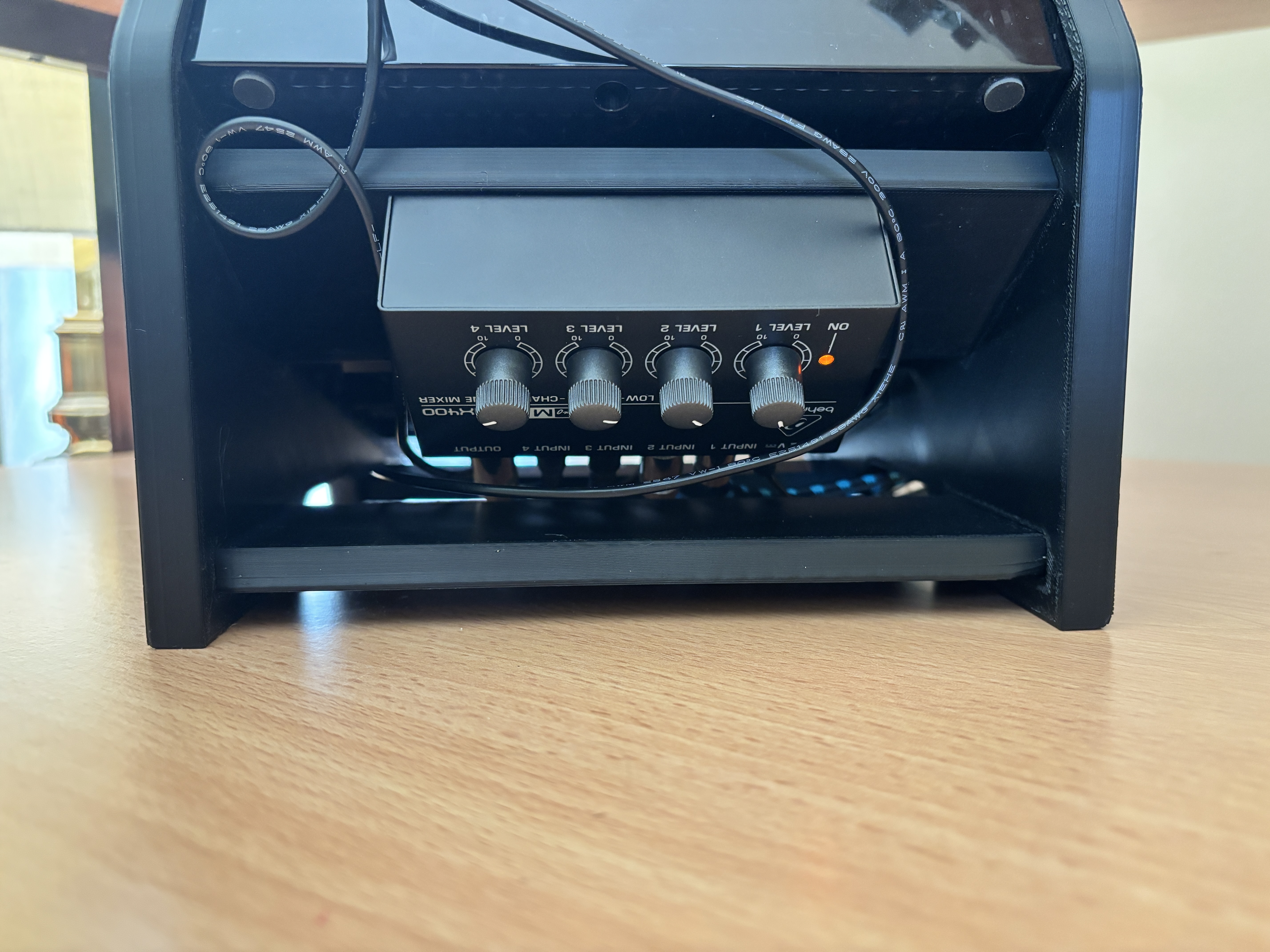 Volca Rack detail 7917